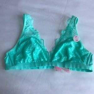 Victoria’s Secret Pink lace plunge bralette